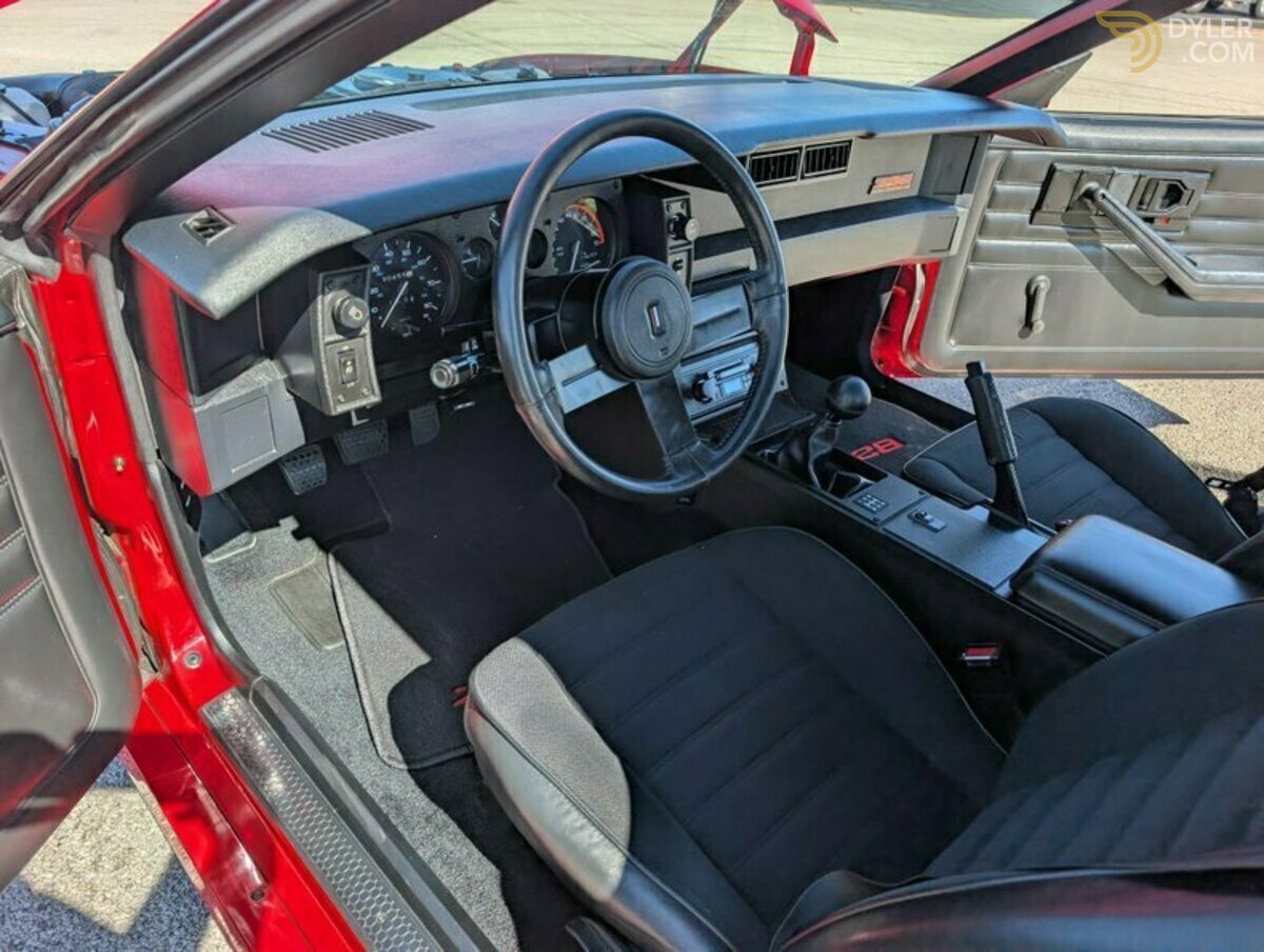 1986 Chevrolet Camaro IROC-Z, foto 3