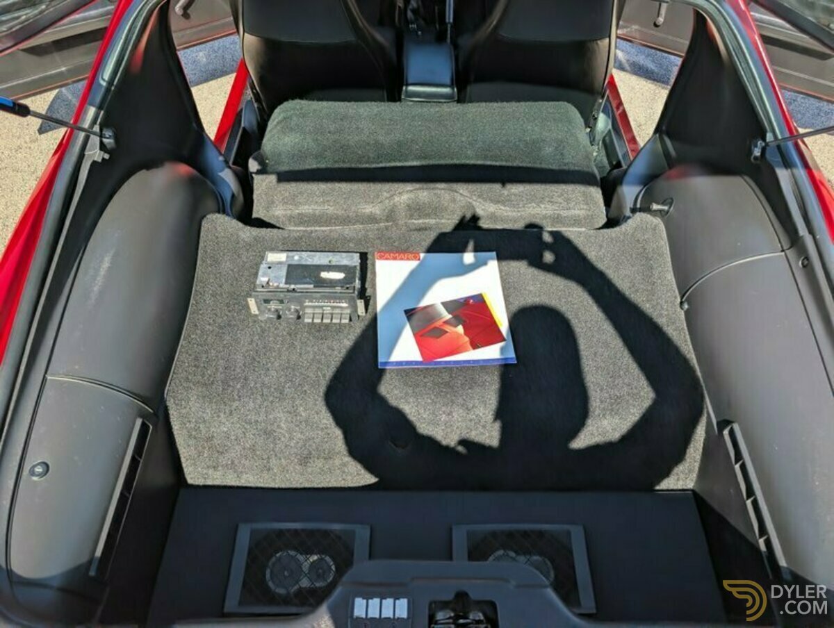 1986 Chevrolet Camaro IROC-Z, foto 6