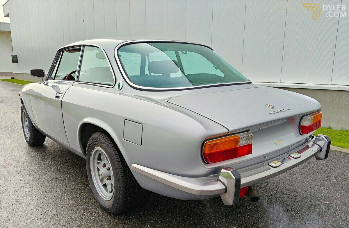 1973 Alfa Romeo Giulia GT 2000 Veloce, foto 3