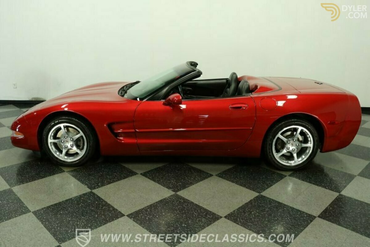 2001 Chevrolet Corvette Z51 Convertible, foto 2