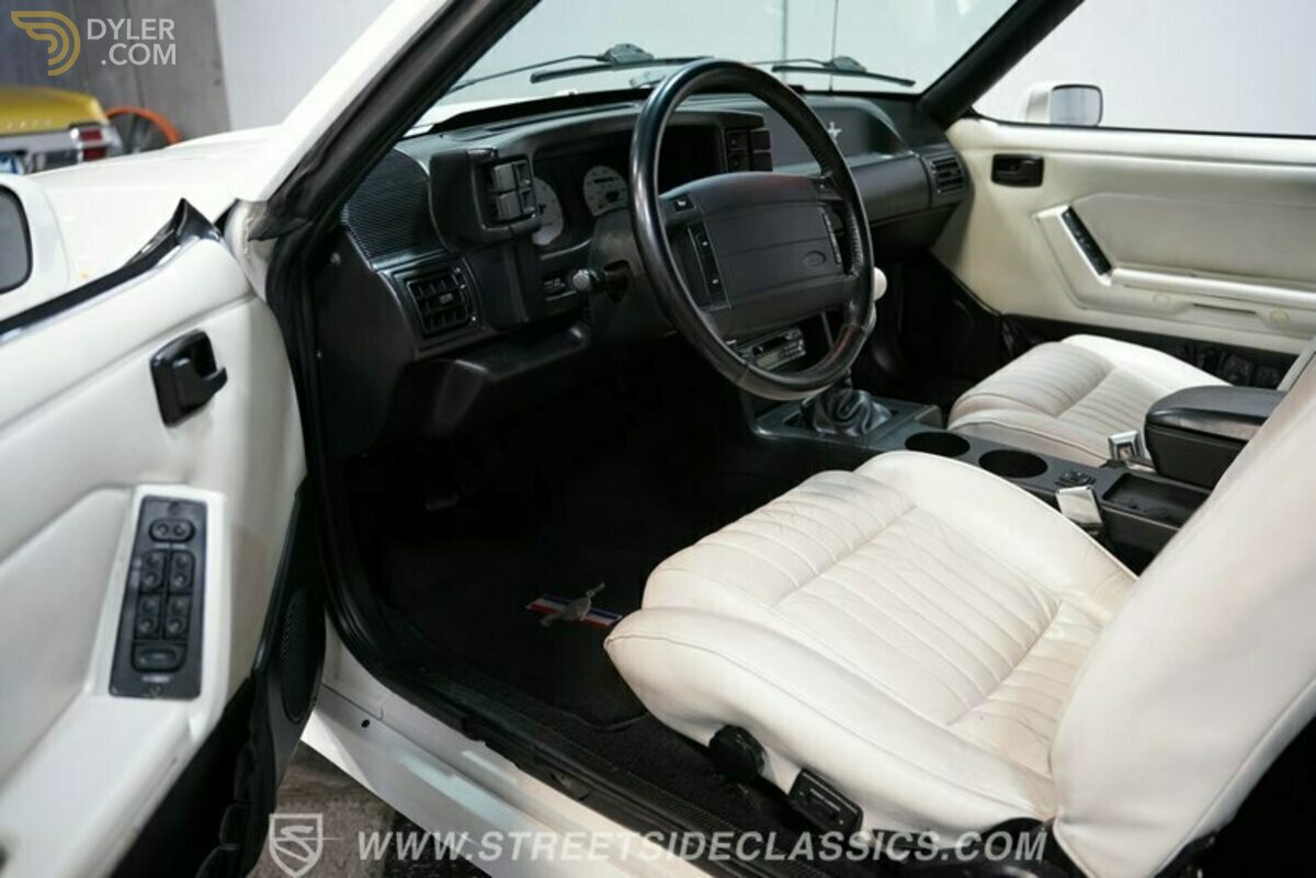 1993 Ford Mustang Saleen Tribute Convertible, foto 5