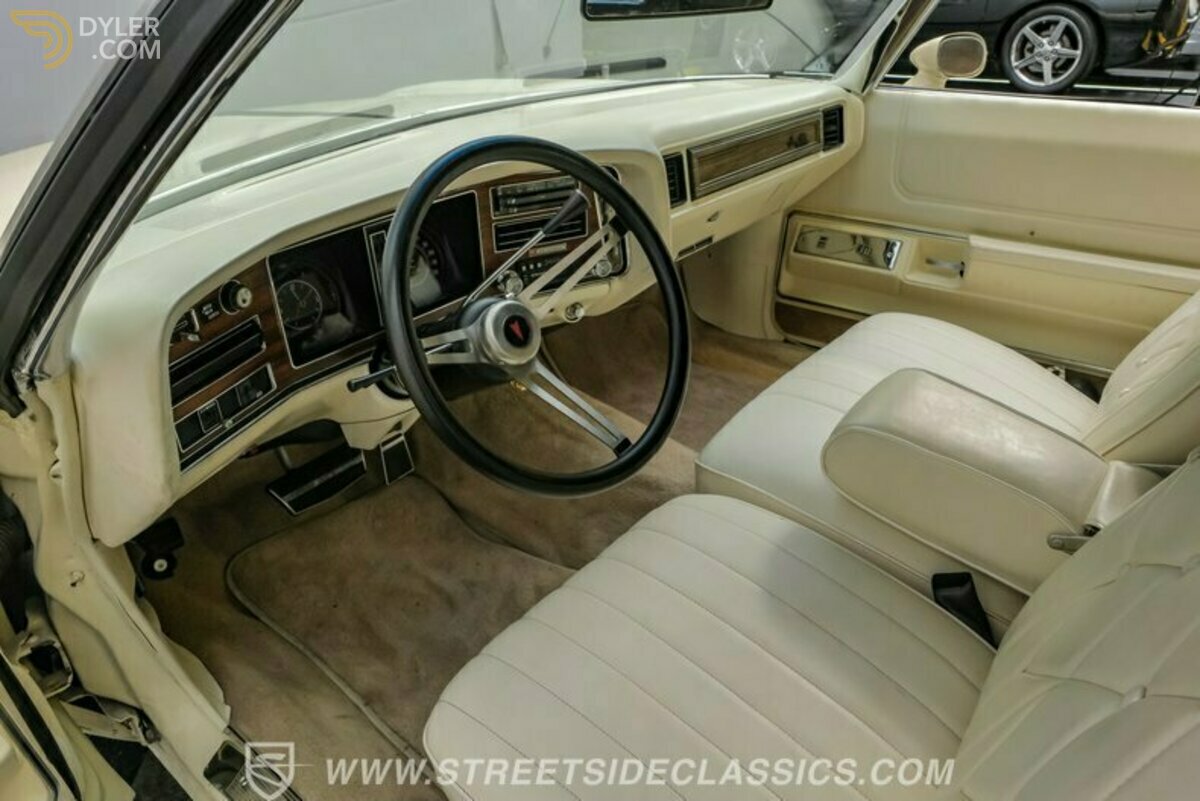 1975 Pontiac Grand Ville Brougham Convertible, foto 4