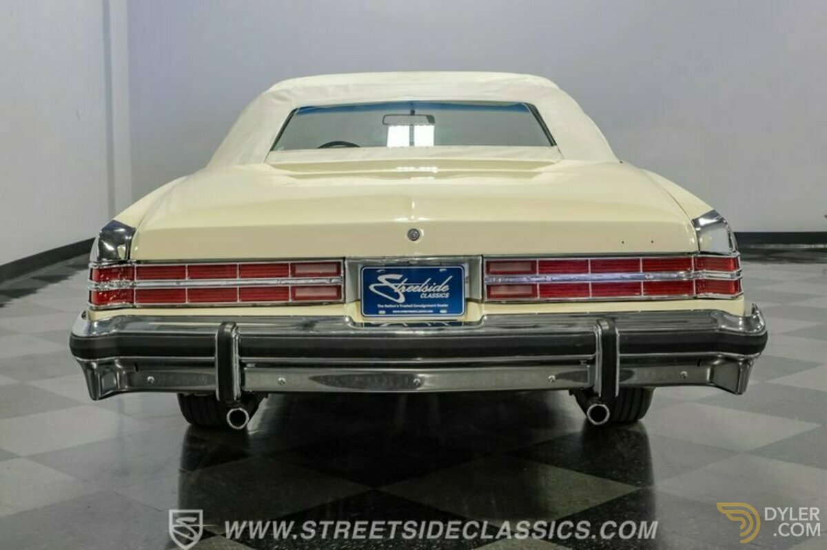 1975 Pontiac Grand Ville Brougham Convertible, foto 10
