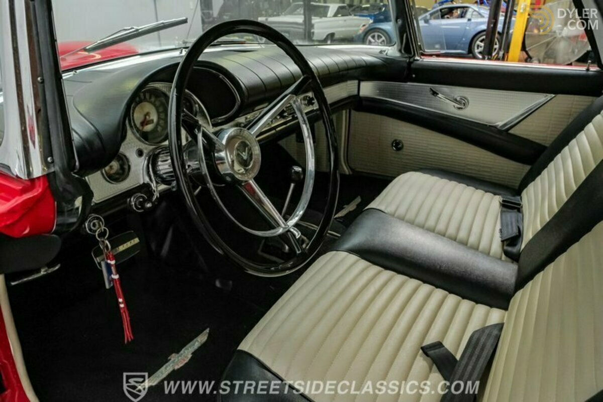 1957 Ford Thunderbird, foto 4