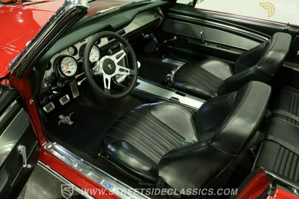 1967 Ford Mustang Convertible Restomod, foto 4