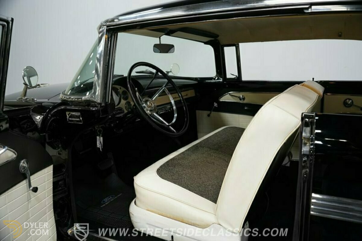 1956 Ford Victoria, foto 4