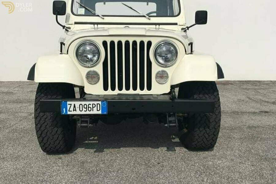 Jeep CJ7 Golden Eagle SUV 1979 White