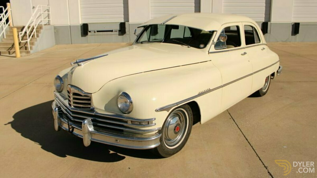 1949 Packard Standard Eight Sedan, foto 2