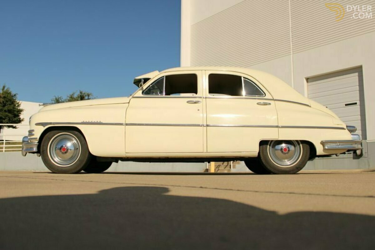 1949 Packard Standard Eight Sedan, foto 7