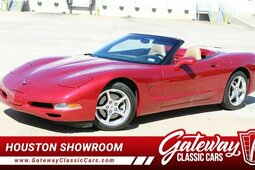 Chevrolet Corvette Cabriolet / Roadster 2000 Red