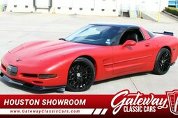 Chevrolet Corvette Coupe 2003 Red