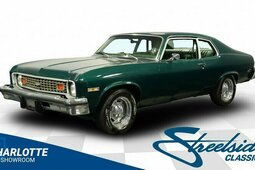 Chevrolet Nova Coupé 1974 Verde