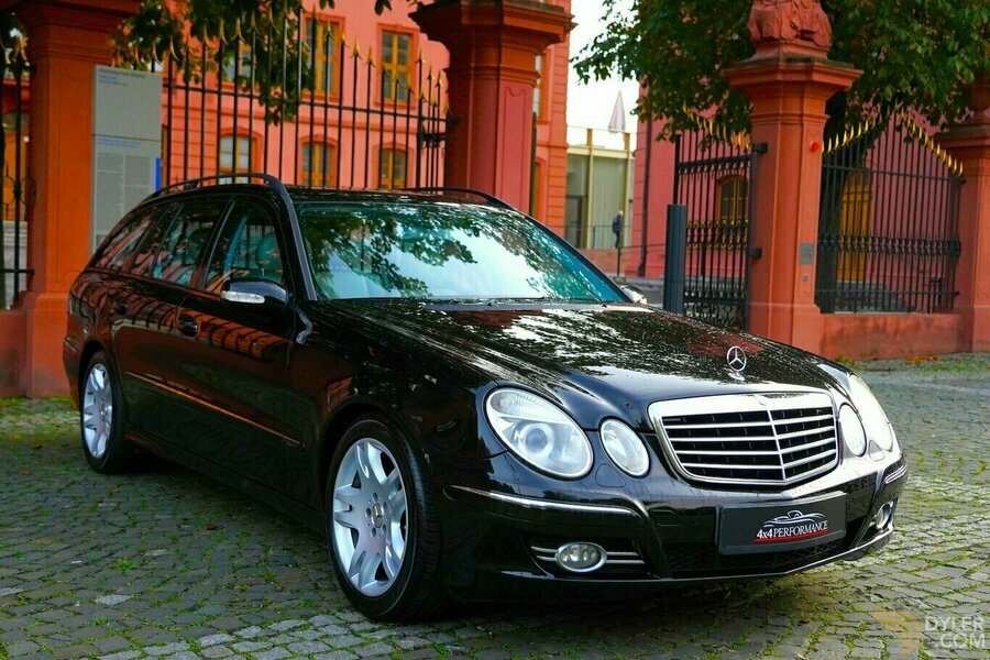 Mercedes-Benz E 320 CDI Auto. T-Modell Avantgarde Exclusive VOLL... Automóvel de turismo 2006
