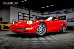 Chevrolet Corvette Coupe 2003 Red