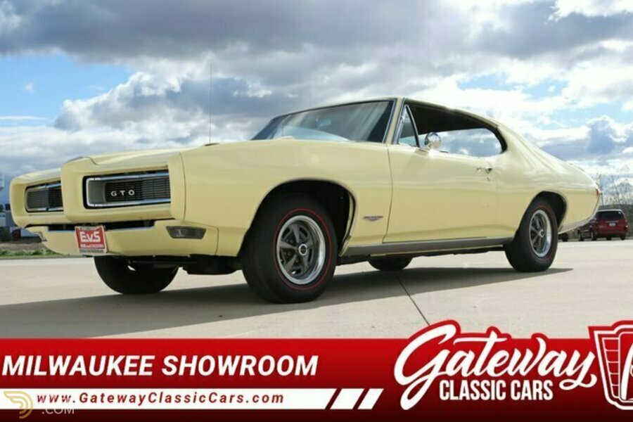 Pontiac GTO 1968 Giallo