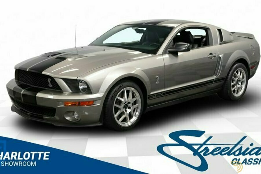 Ford Mustang GT500 Coupé 2009 Argento