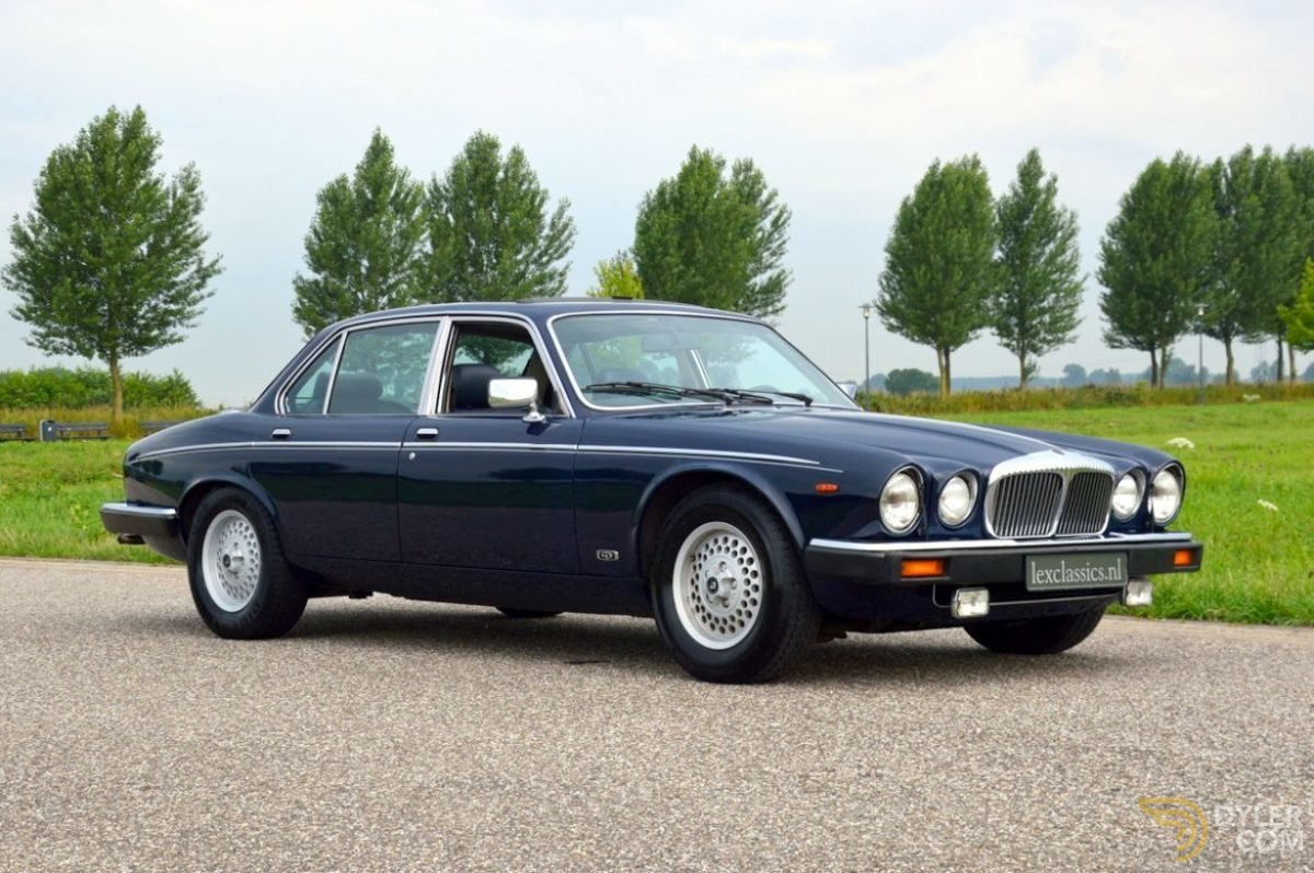 Classic 1989 Daimler Double Six for Sale Dyler