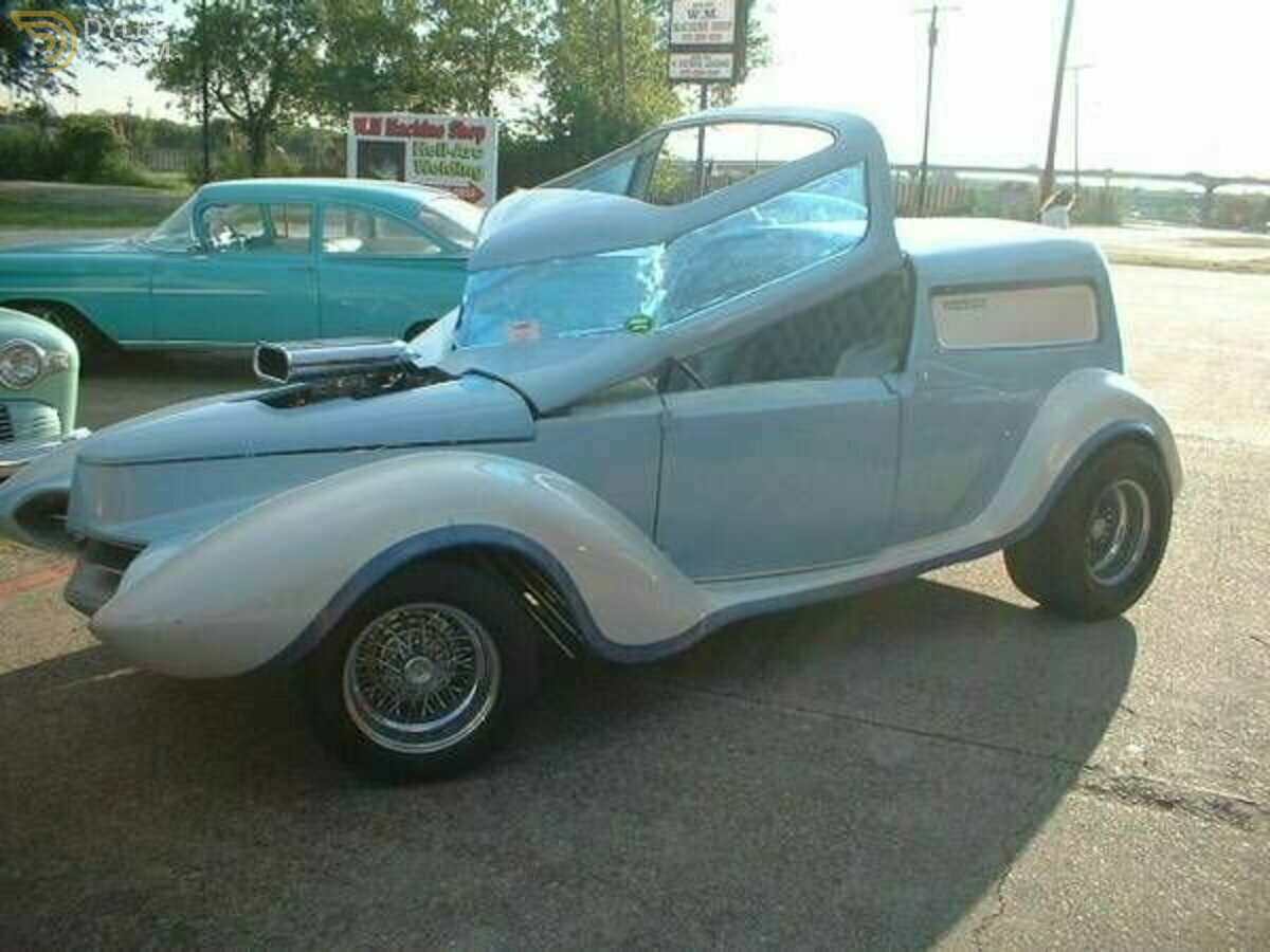 1937 Ford Coupe TV Car, foto 2