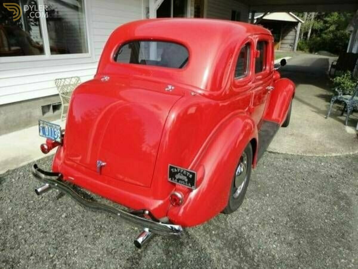 1936 Ford Custom Humpback 4-Door, foto 4