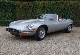 Jaguar E-Type Series 3 V12 Cabriolet / Roadster 1973 Silver Jaguar E-Type Series 3 V12 Cabriolet / Roadster 1973 Silver Car for Sale. 328088