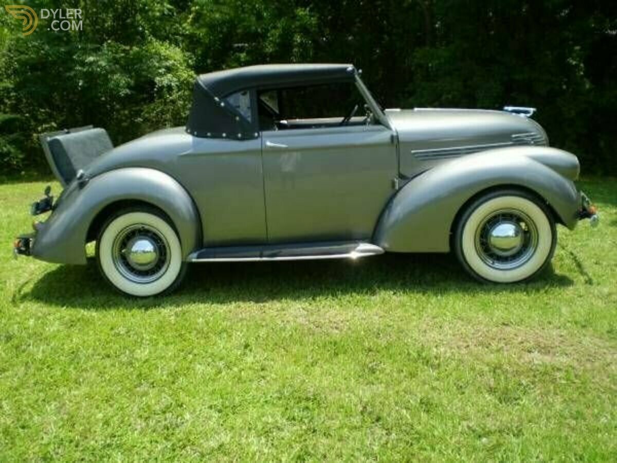 1937 Willys Rumble Seat Roadster Convertible, foto 3
