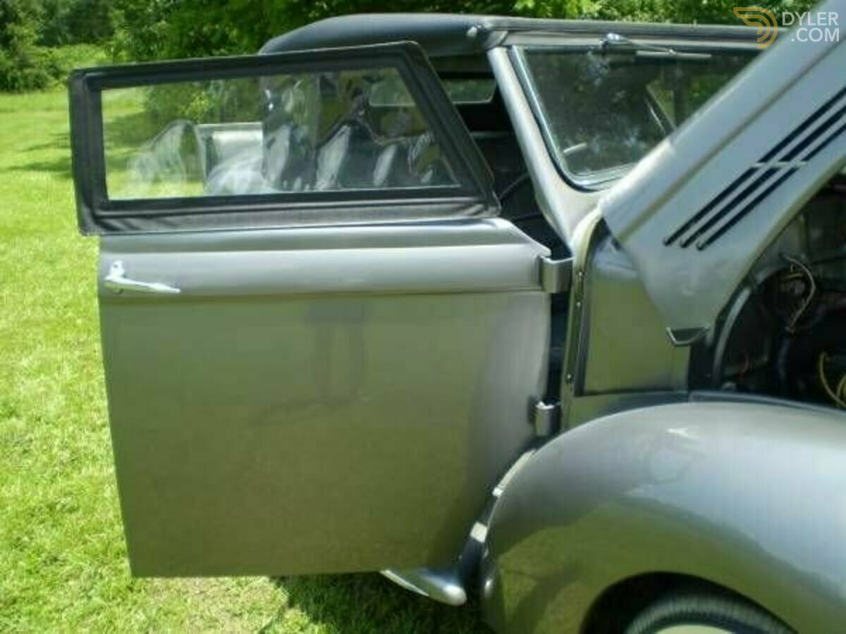 1937 Willys Rumble Seat Roadster Convertible, foto 4