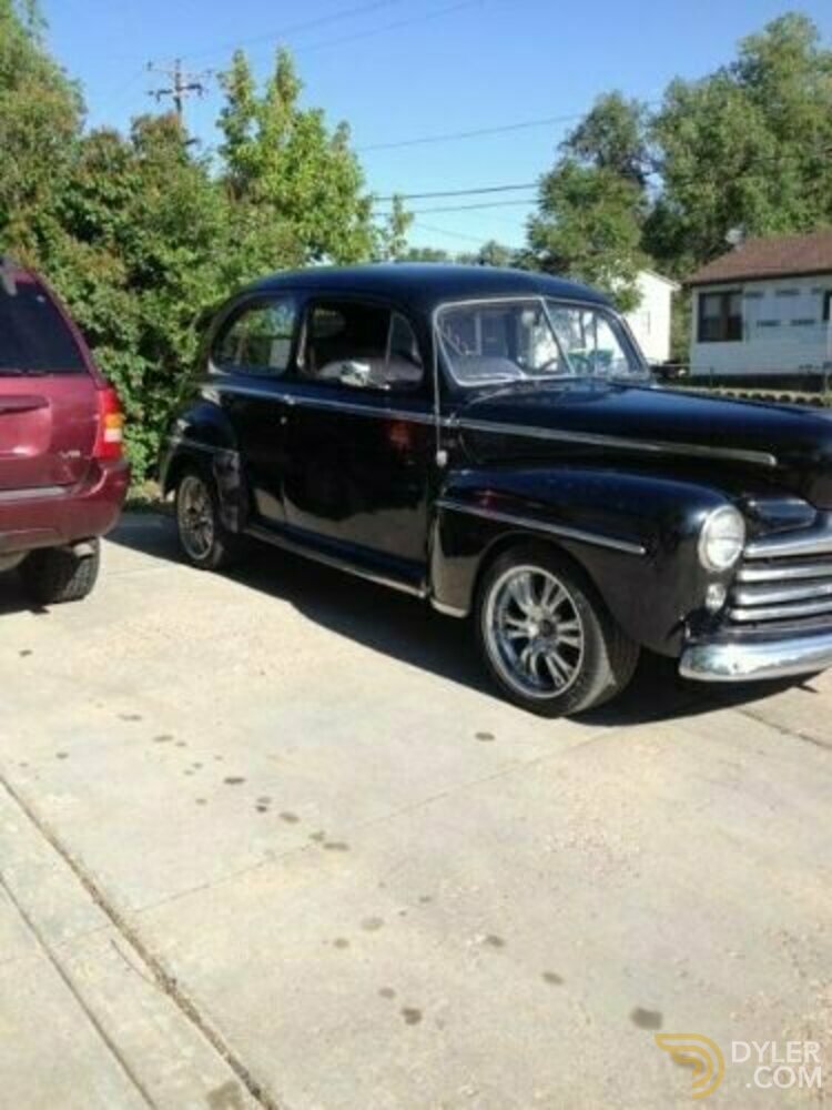 1947 Ford Tudor Deluxe, foto 3