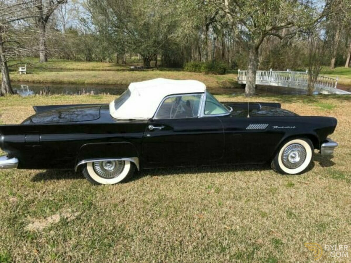 1957 Ford Thunderbird, foto 2