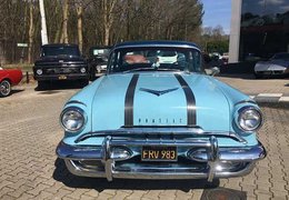 Pontiac Chieftain V8 Srato-Sreak Sedan / Saloon 1955 Blue Pontiac Chieftain V8 Srato-Sreak Sedan / Saloon 1955 Blue Car for Sale. 332958