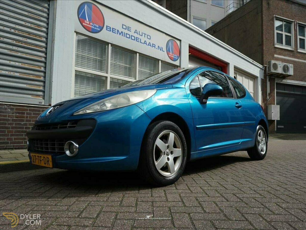 2000 Peugeot 207 1.4 16v XS Pack, foto 2