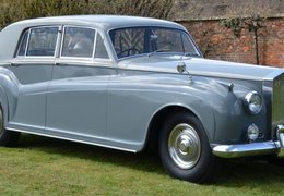 Rolls-Royce Silver Cloud II SCT100 by James Young Sedan / Saloon 1961 Grey Rolls-Royce Silver Cloud II SCT100 by James Young Sedan / Saloon 1961 Grey Car for Sale. 309460