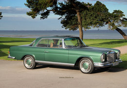 Mercedes-Benz 280 SE W111 Coupe 1971 Green Mercedes-Benz 280 SE W111 Coupe 1971 Green Car for Sale. 268107