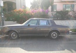 Oldsmobile Cutlass Supreme Brougham Sedan / Saloon 1985 Burgundy Oldsmobile Cutlass Supreme Brougham Sedan / Saloon 1985 Burgundy Car for Sale. 341464
