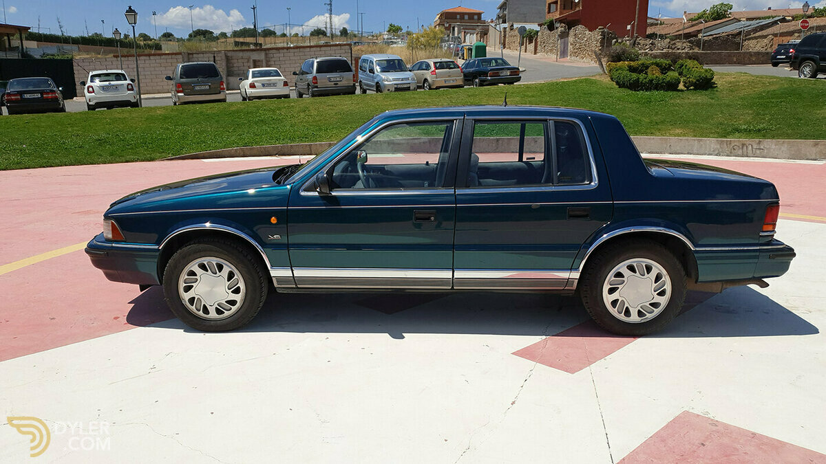 1995 Chrysler Saratoga 3.0 V6 LE, foto 2