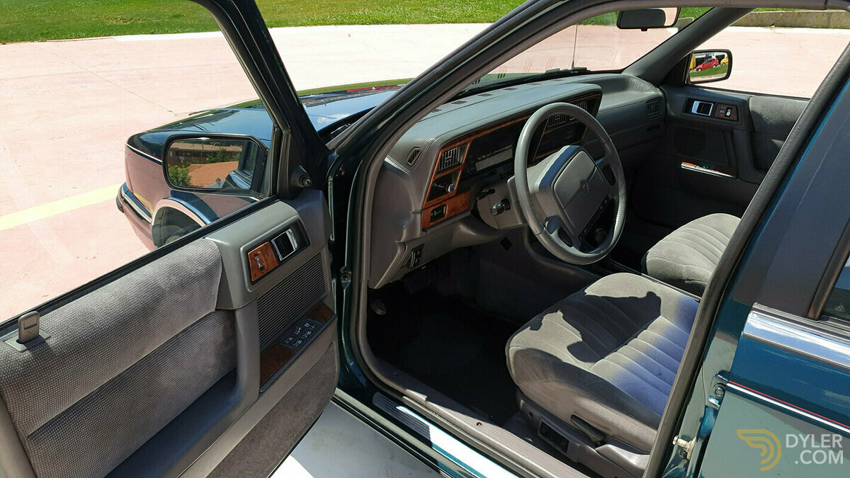 1995 Chrysler Saratoga 3.0 V6 LE, foto 10