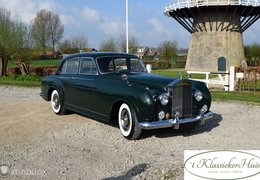 Rolls-Royce Silver Cloud Mulliner Sedan / Saloon 1956 Green 1956 Rolls-Royce Cloud 1 Mulliner 4-door sedan 4.9 Car for Sale. 308072