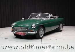 MG MGB Pull Handle British Racing Green Cabriolet / Roadster 1964 Green 1964 MG MGB Roadster Pull Handle British Racing Green Car for Sale. 364357