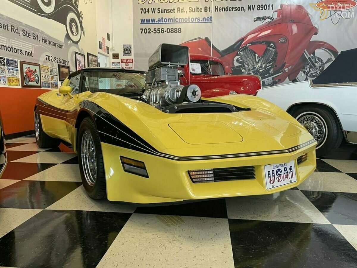 1977 Chevrolet Corvette, foto 2