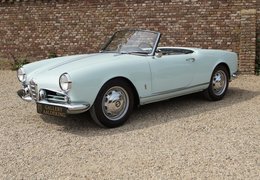 Alfa Romeo Giulietta 1300 Spider Veloce Cabriolet / Roadster 1959 Blue Alfa Romeo Giulietta 1300 Spider Veloce Cabriolet / Roadster 1959 Blue Car for Sale. 377338