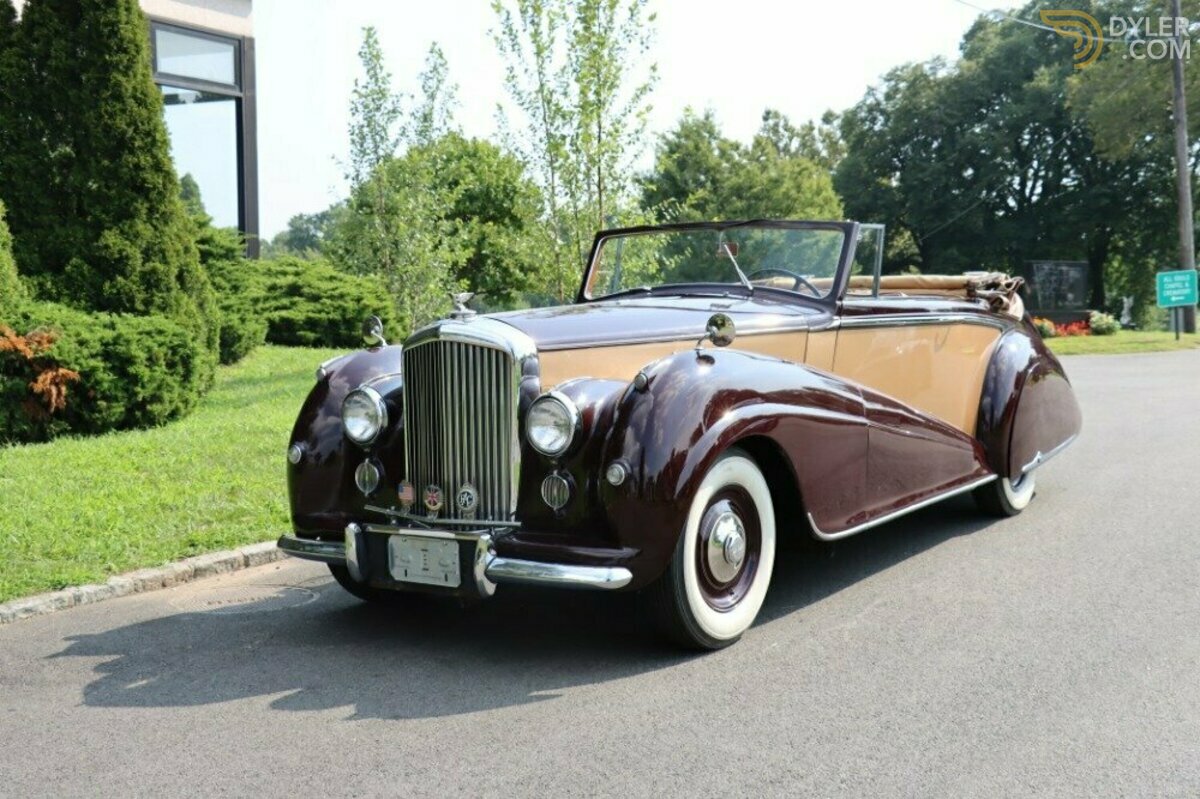 1952 Bentley Mark VI DHC Coachwork by H. J. Mulliner, foto 2