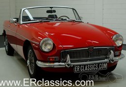 MG MGB Cabriolet Wire Wheels Cabriolet / Roadster 1977 Red MG MGB Cabriolet Wire Wheels Cabriolet / Roadster 1977 Red Car for Sale. 393586