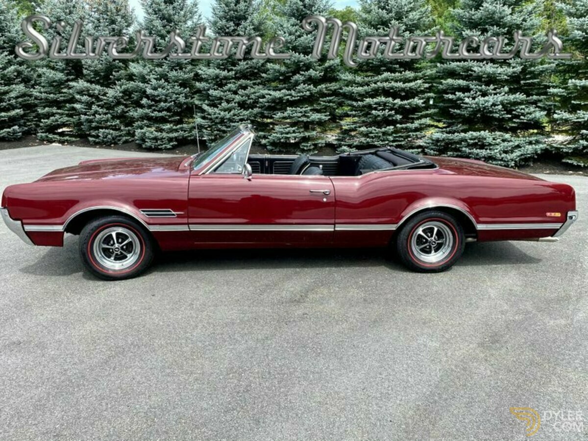 1966 Oldsmobile Cutlass 4-4-2, foto 2