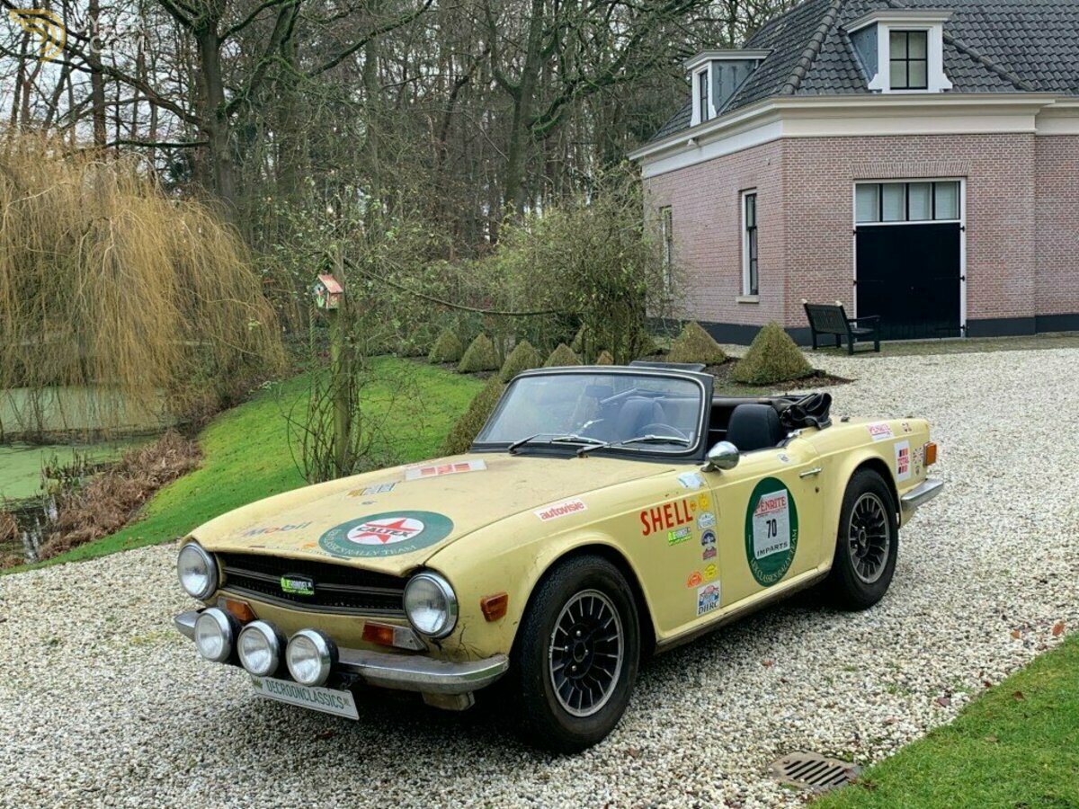 Classic 1973 Triumph TR6 2.5 Overdrive Roadster GETUNED RALLY