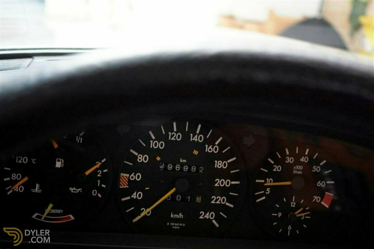 1986 Mercedes-Benz 260 SE, foto 8