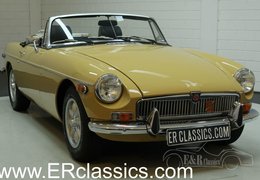MG MGB Cabrio Minilite Wheels Cabriolet / Roadster 1972 Gold MG MGB Cabrio Minilite Wheels Cabriolet / Roadster 1972 Gold Car for Sale. 453033