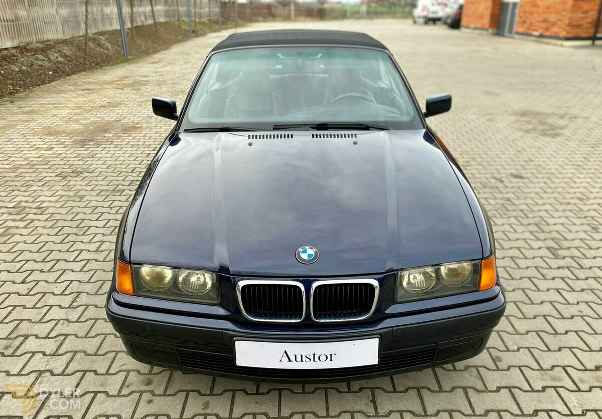 1998 BMW 318i Series 3, foto 2
