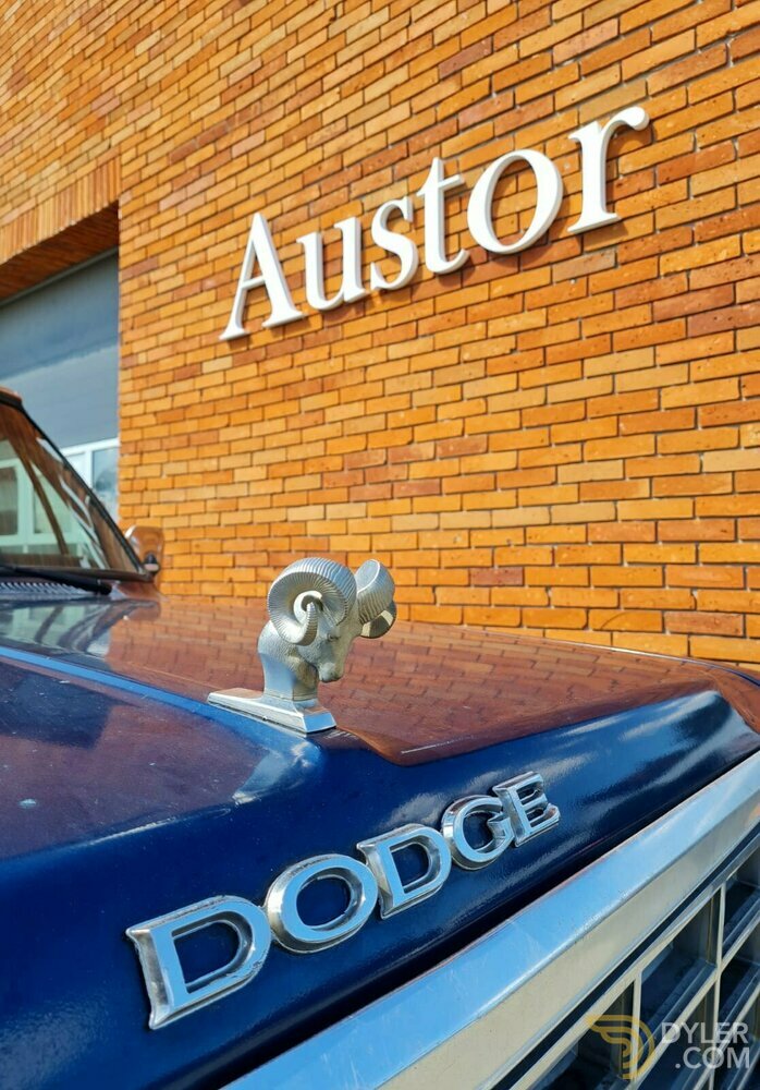 1985 Dodge Ram Charger 150 Royal SE, foto 11