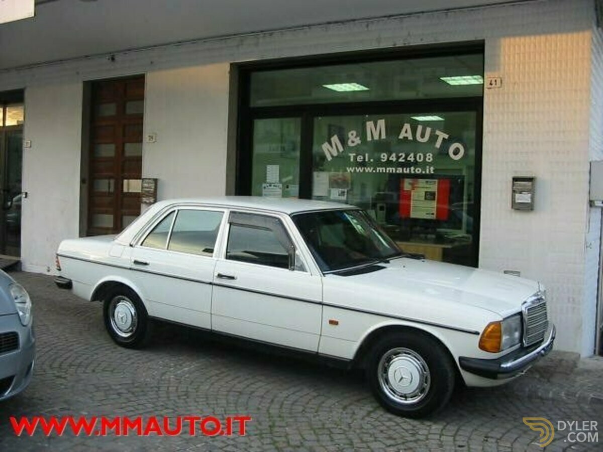 1979 Mercedes-Benz 200, foto 5