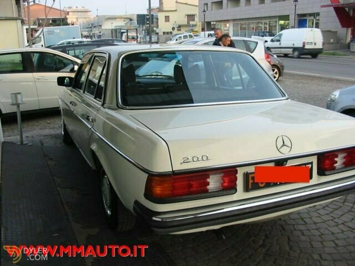 1979 Mercedes-Benz 200, foto 8