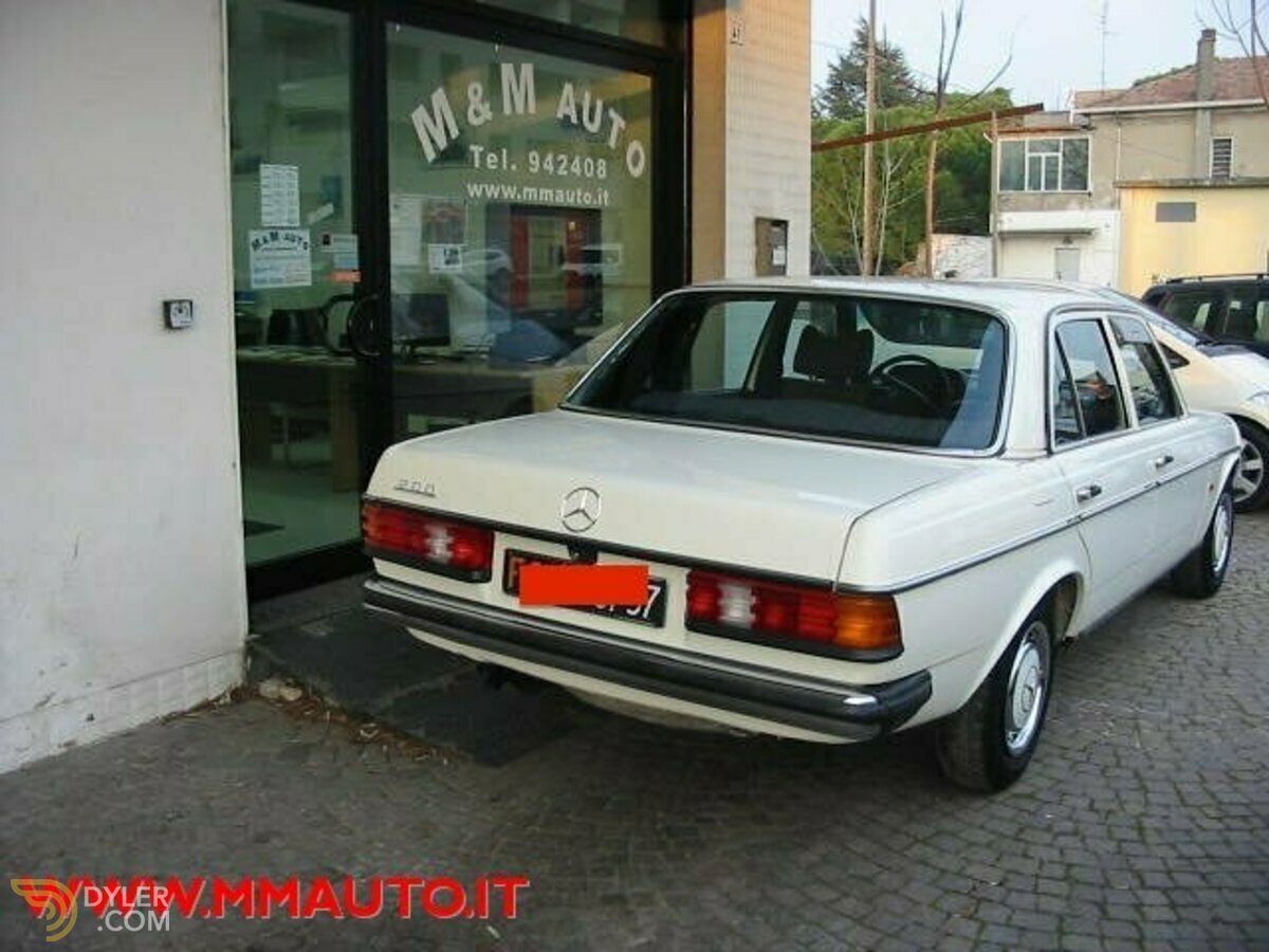 1979 Mercedes-Benz 200, foto 9